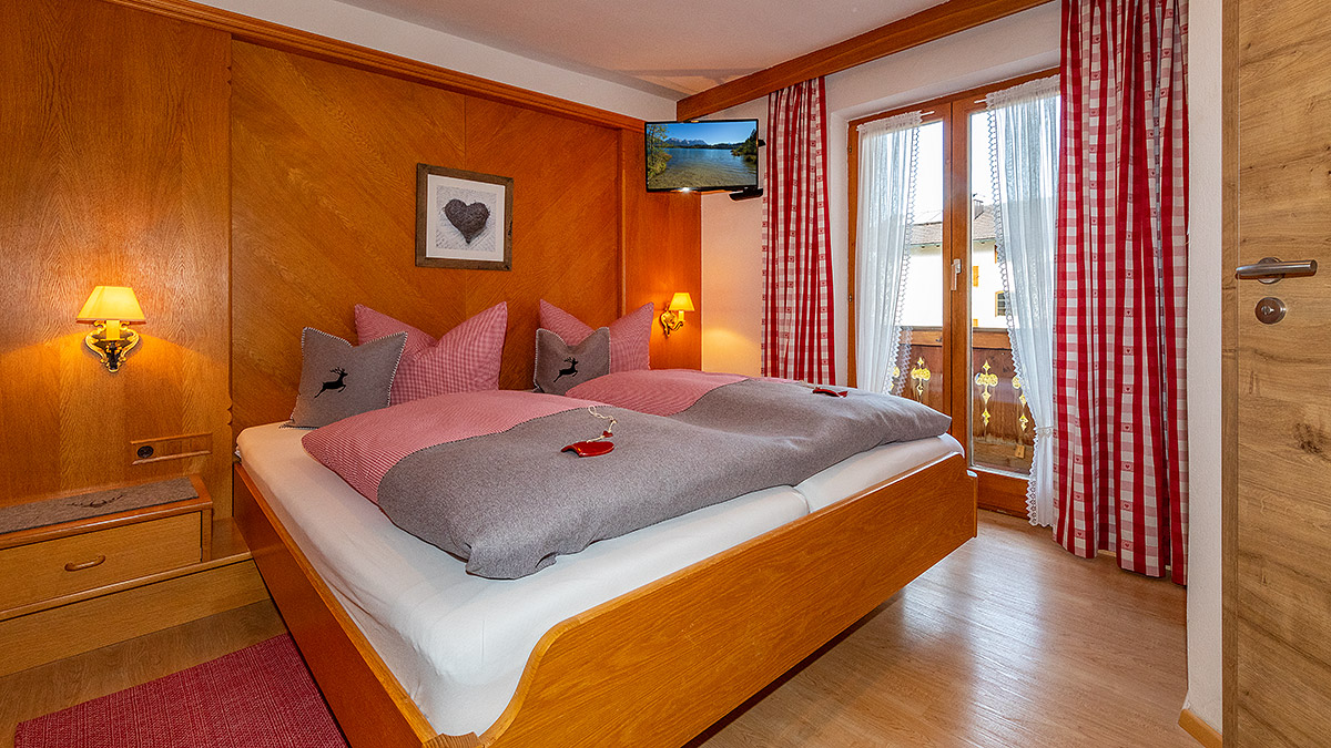 Alpenurlaub im Gästehaus Krottenkopf in Krün Oberbayern. Zimmer Nr. 3